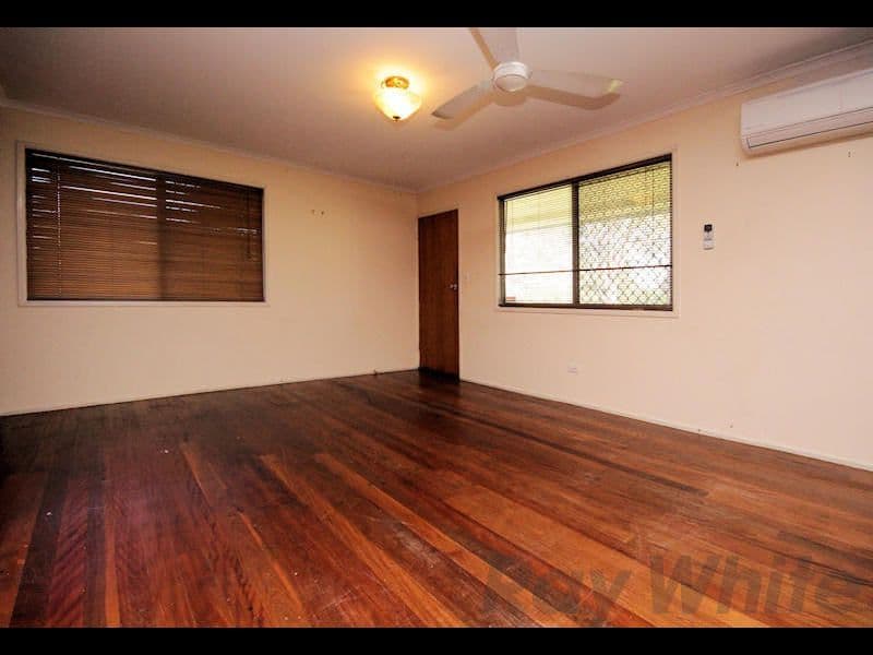 67 Mary Street, Blackstone QLD 4304, Blackstone - Thumbnail 3