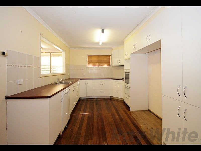 67 Mary Street, Blackstone QLD 4304, Blackstone - Thumbnail 6