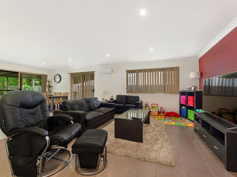 38 Craigs Way, Maudsland QLD 4210, Maudsland - Thumbnail 5