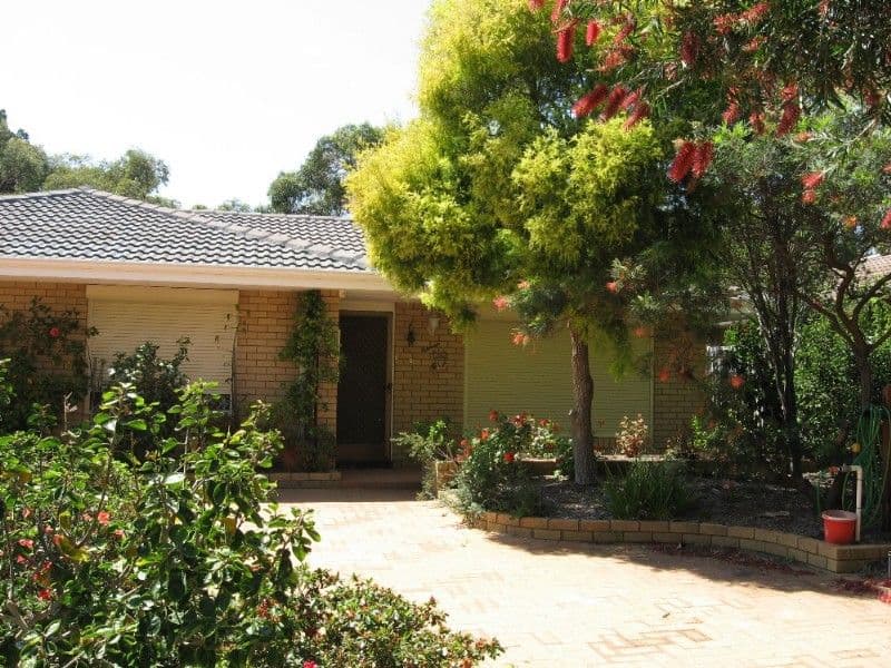 11 Bugendore Street, MAIDA VALE WA 6057, Maida Vale - Thumbnail 2