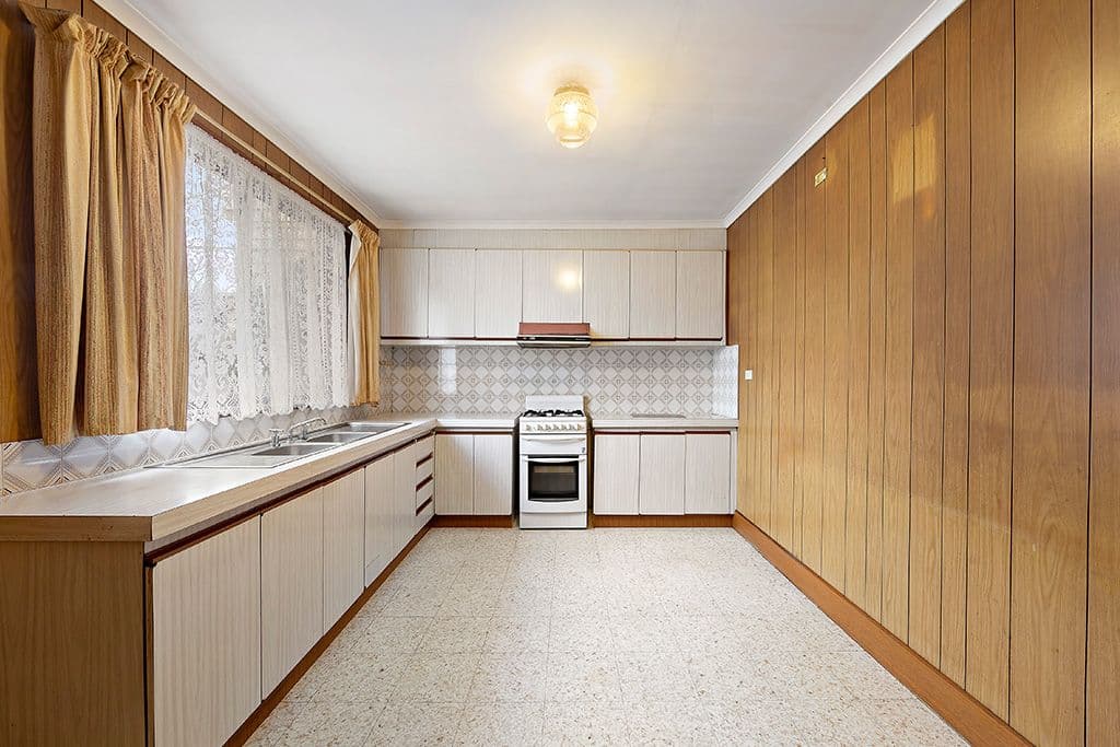 77 Walter Street, Seddon VIC 3011, Seddon - Thumbnail 2