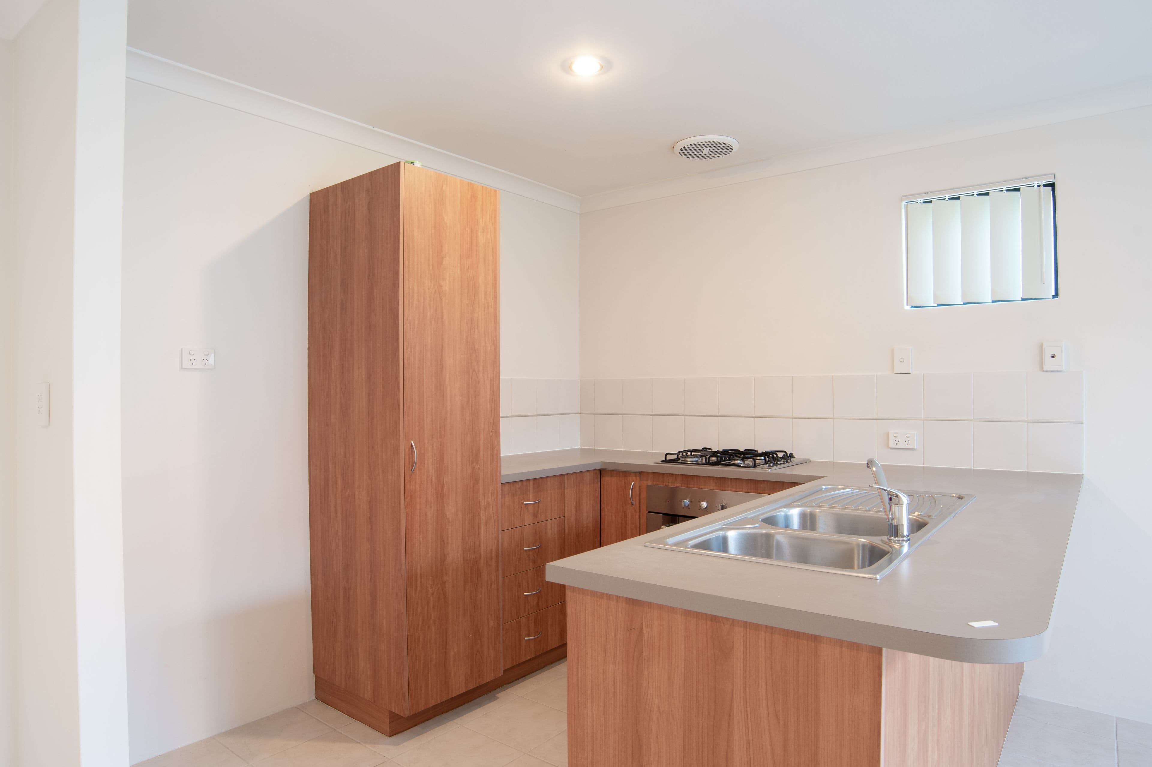 1 Clarke Street, East Cannington WA 6107, East Cannington - Thumbnail 6
