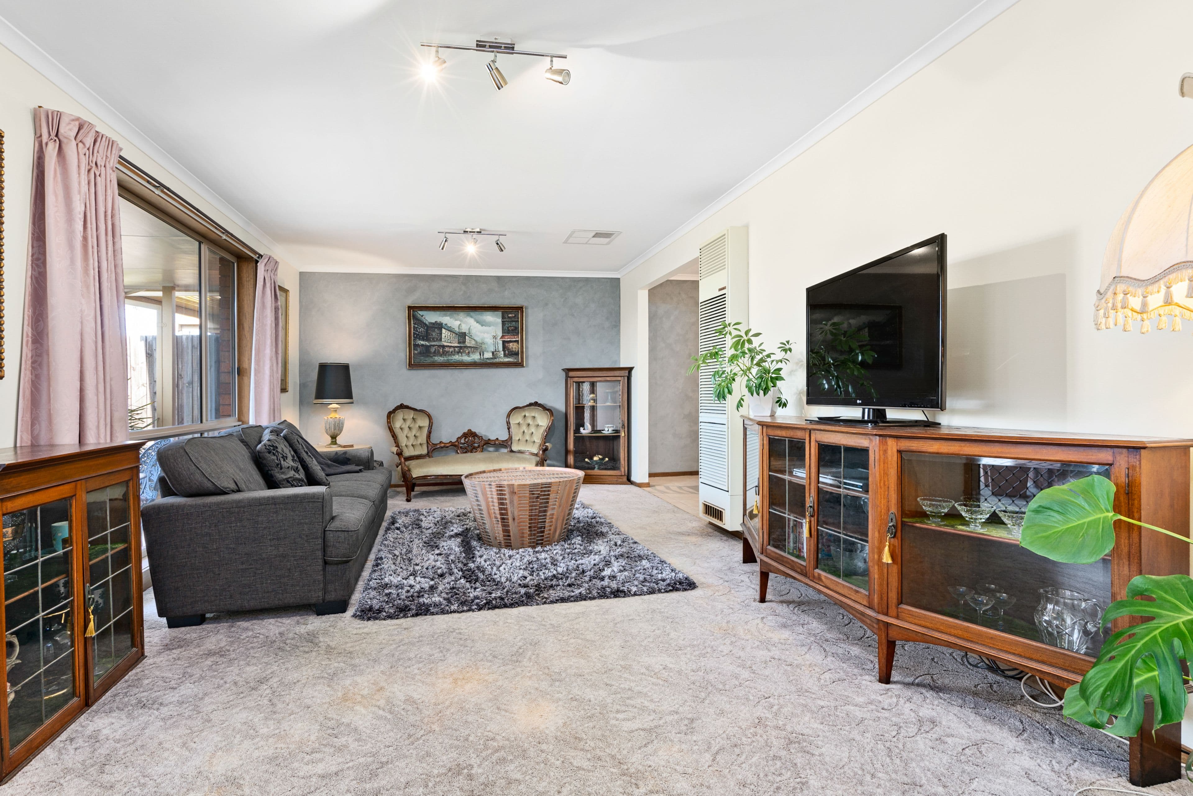 6 Cortland Drive, Highton VIC 3216, Highton - Thumbnail 3