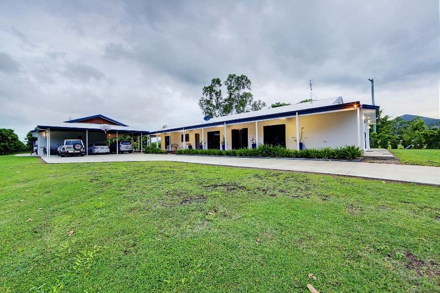 10 Shady Lane, ALLIGATOR CREEK QLD 4816, Alligator Creek - Image 1