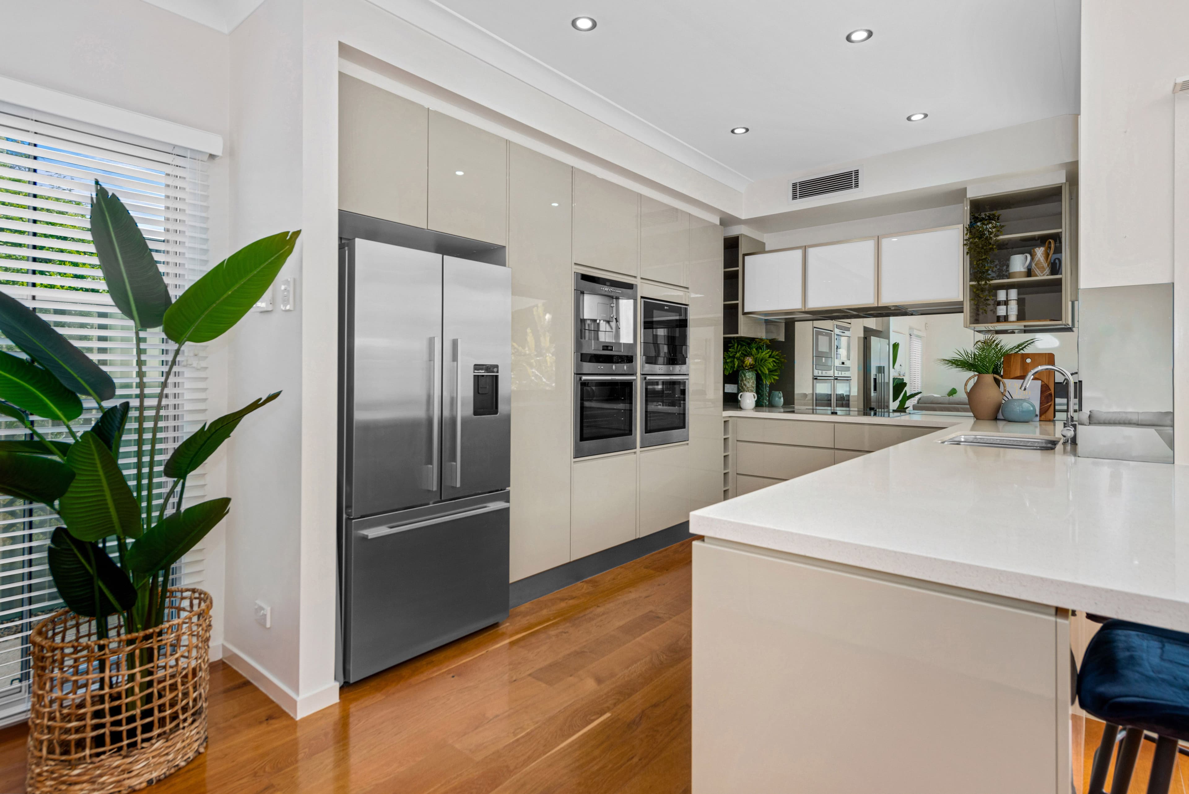 26 Strong Avenue, Graceville QLD 4075, Graceville - Thumbnail 5