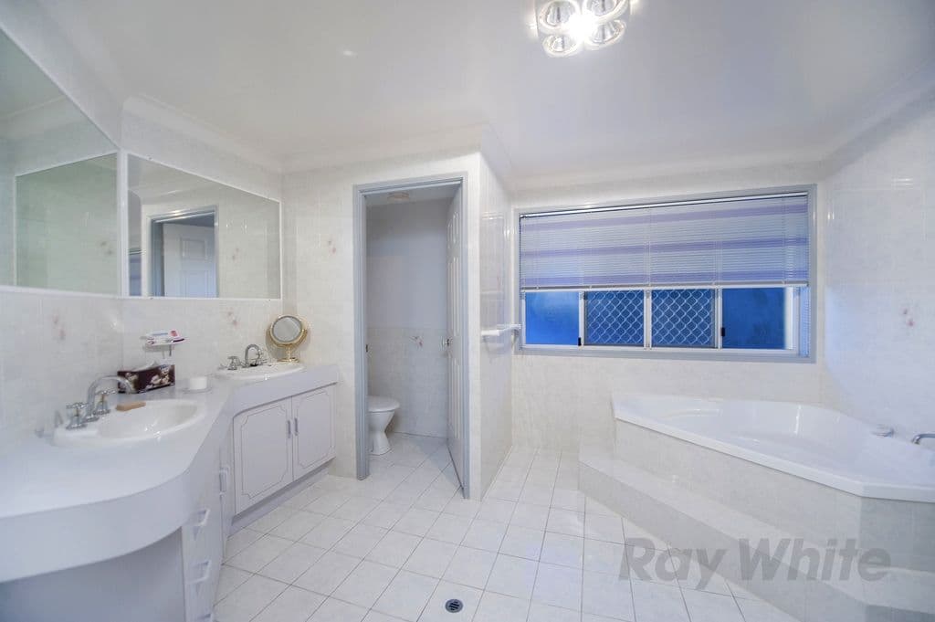 6 Jefferson Place, STRETTON QLD 4116, Stretton - Thumbnail 5