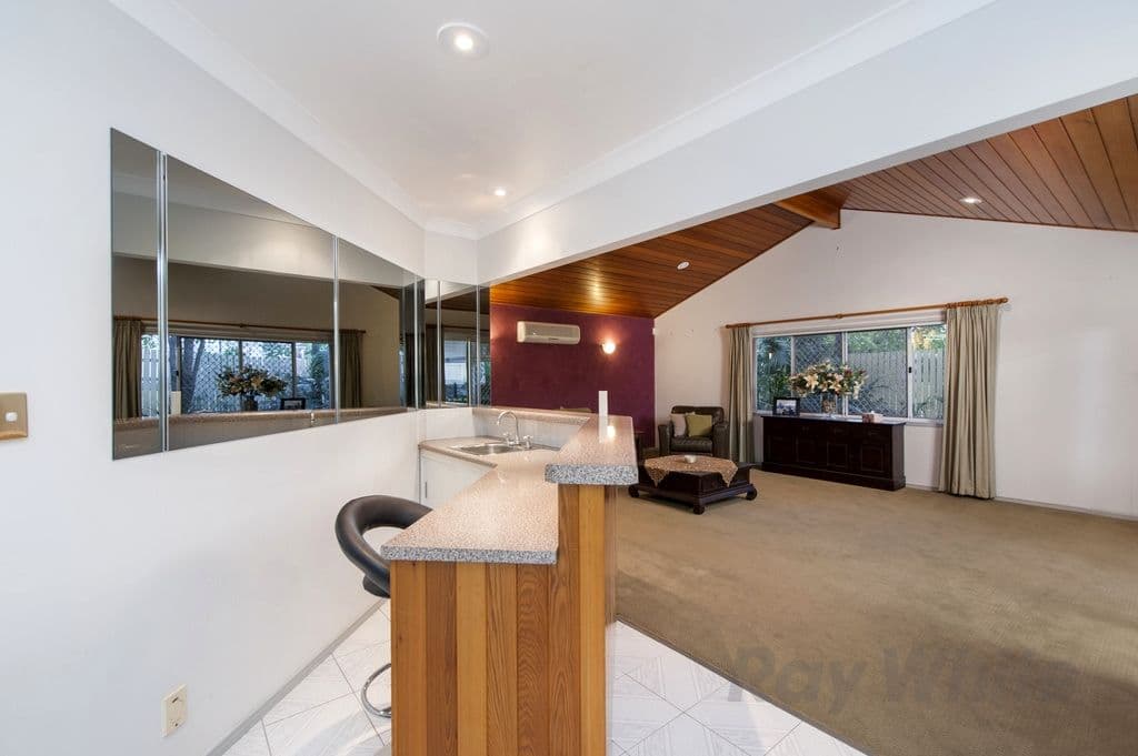 6 Jefferson Place, STRETTON QLD 4116, Stretton - Thumbnail 6