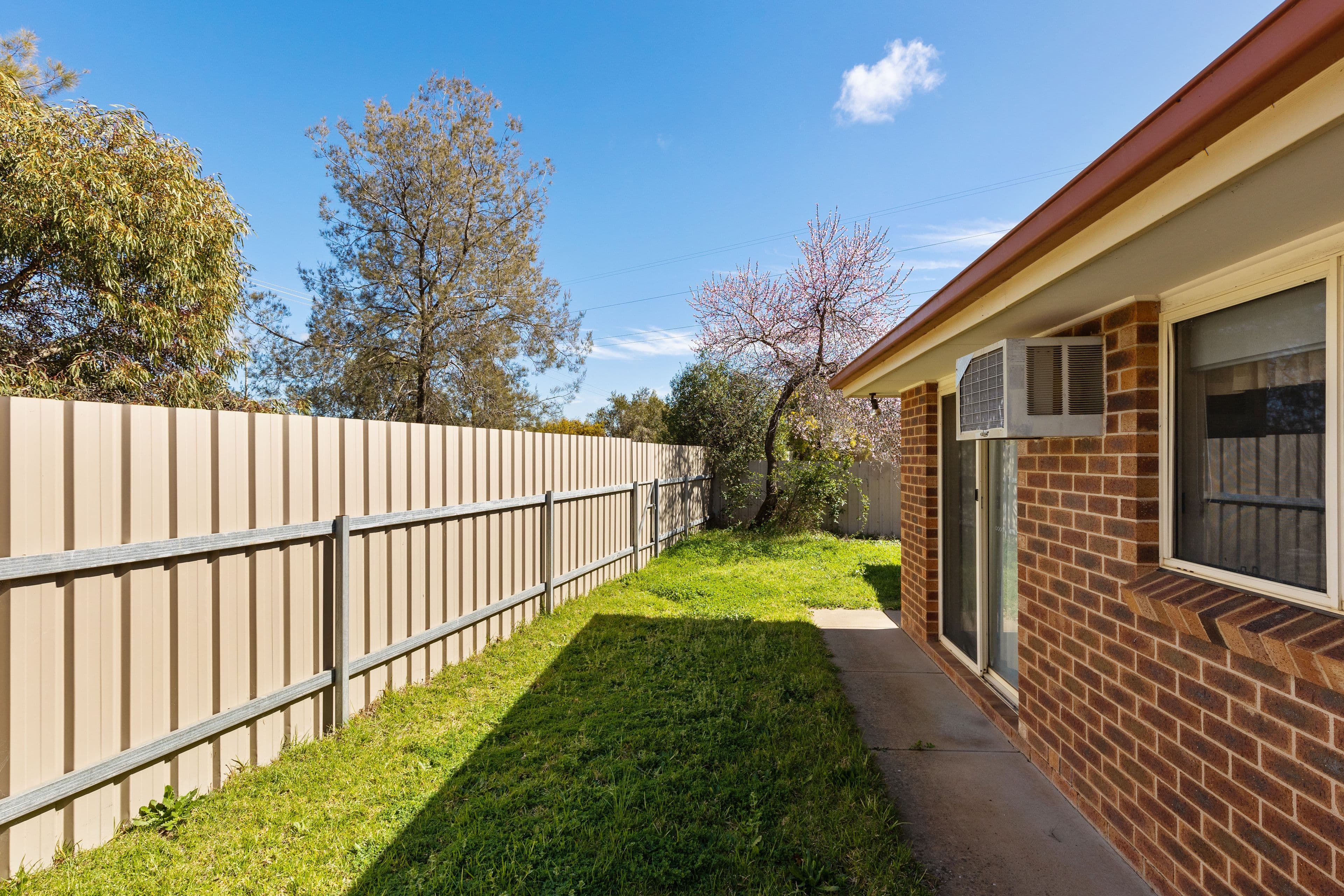 24 Otama Street, Glenfield Park NSW 2650, Glenfield Park - Thumbnail 4