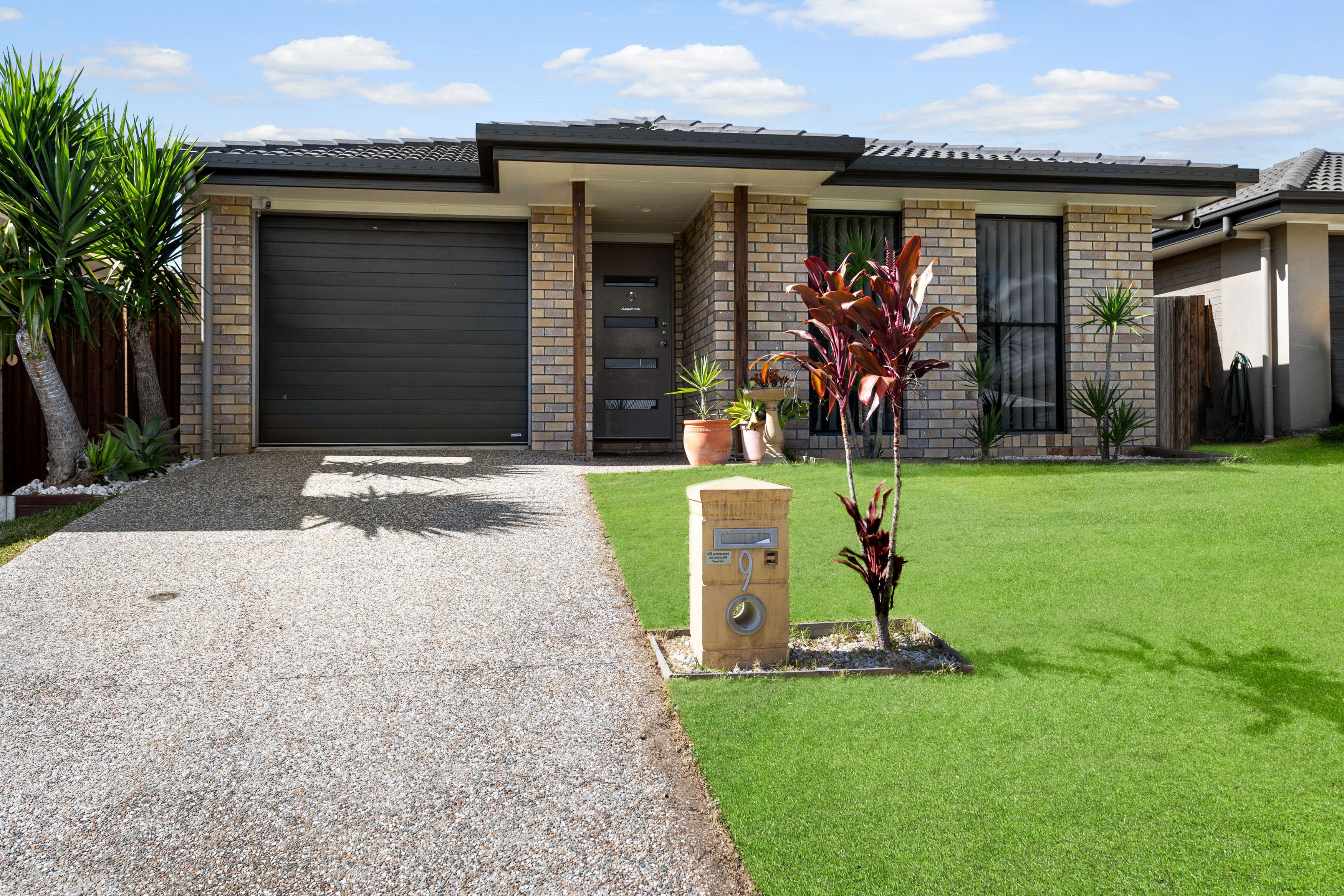 9 Grainger Circuit, Burpengary QLD 4505, Burpengary - Thumbnail 2