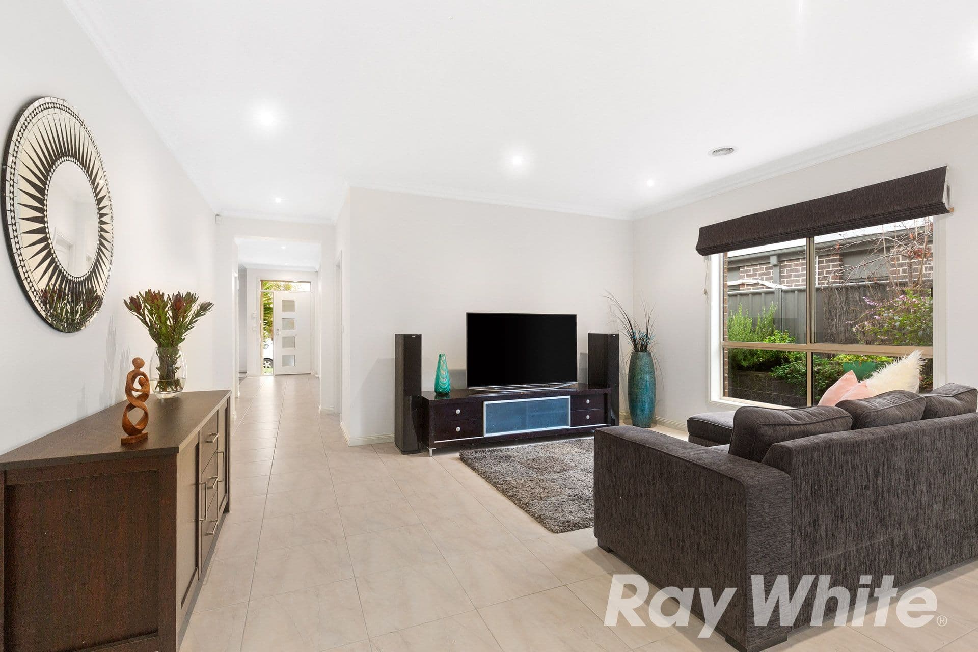 44 Mount Eccles Way, South Morang VIC 3752, South Morang - Thumbnail 2