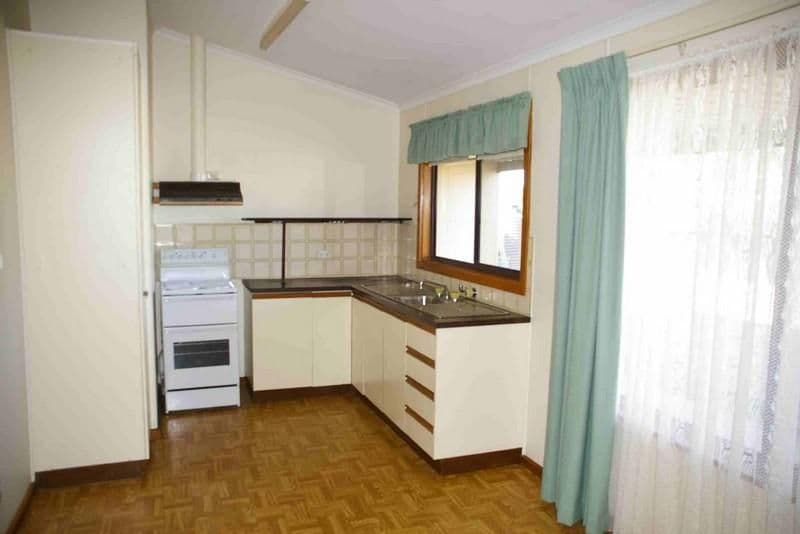 5 Bookmark Avenue, RENMARK SA 5341, Renmark West - Thumbnail 2