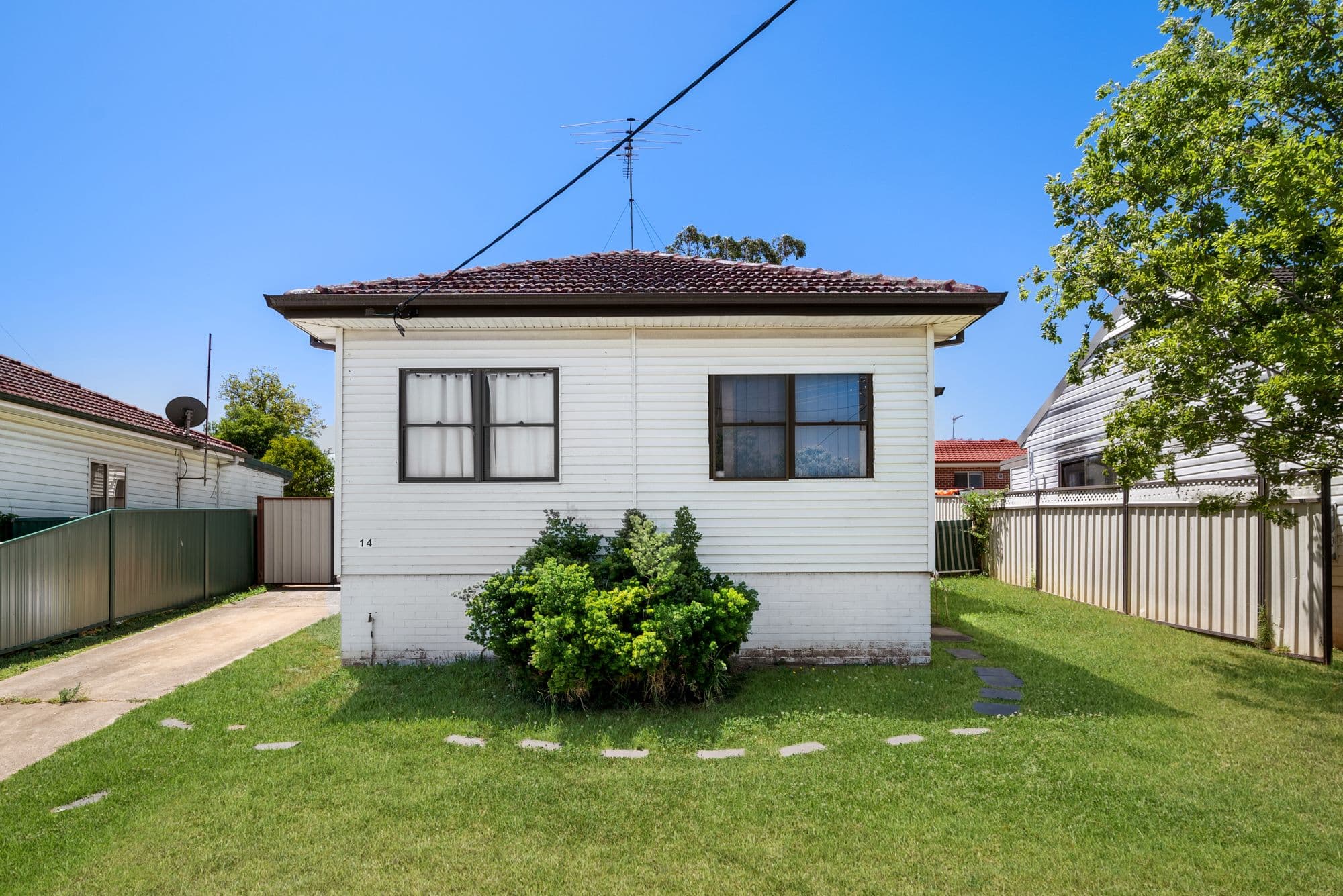 14 Bocking Avenue, Bradbury NSW 2560, Bradbury - Image 1