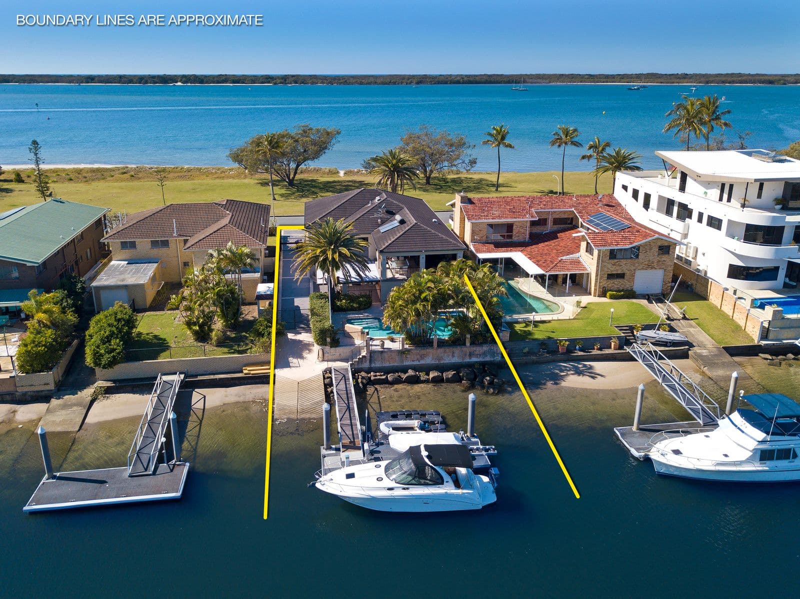 16 Shearwater Esplanade, Runaway Bay QLD 4216, Runaway Bay - Thumbnail 3