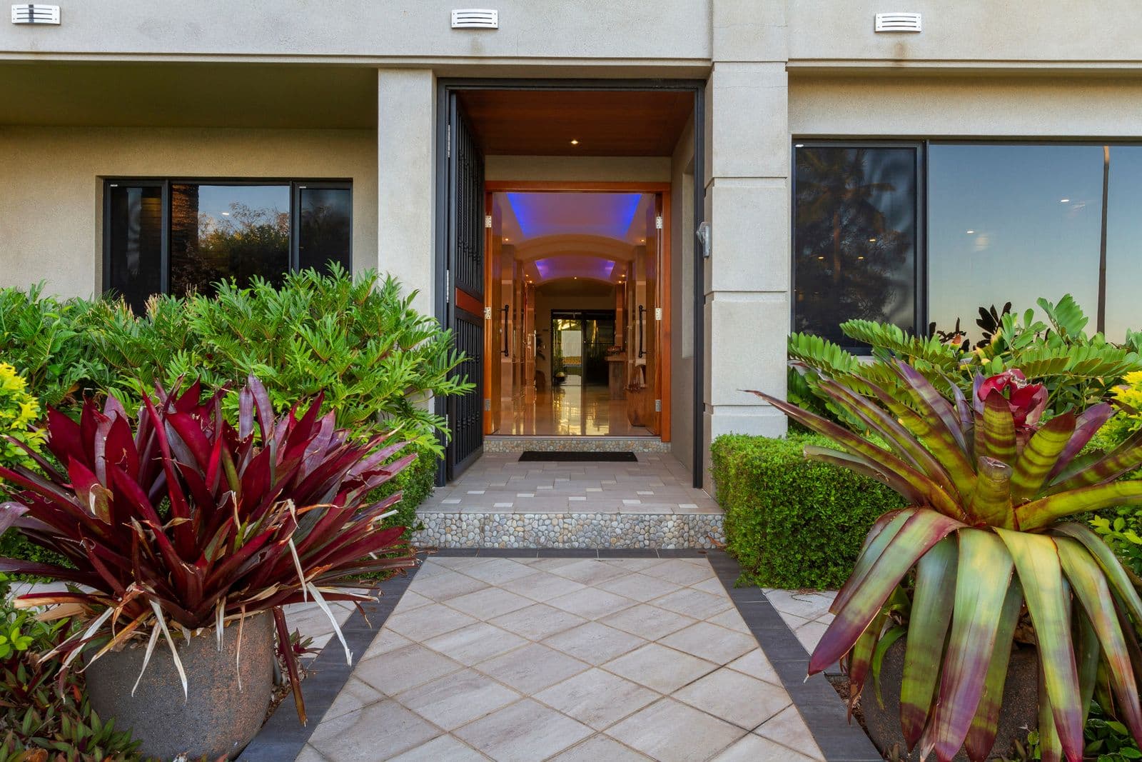16 Shearwater Esplanade, Runaway Bay QLD 4216, Runaway Bay - Thumbnail 5