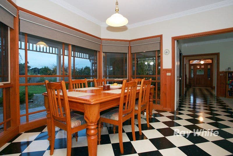 54 Earlston Circuit, CRANBOURNE VIC 3977, Cranbourne - Thumbnail 4