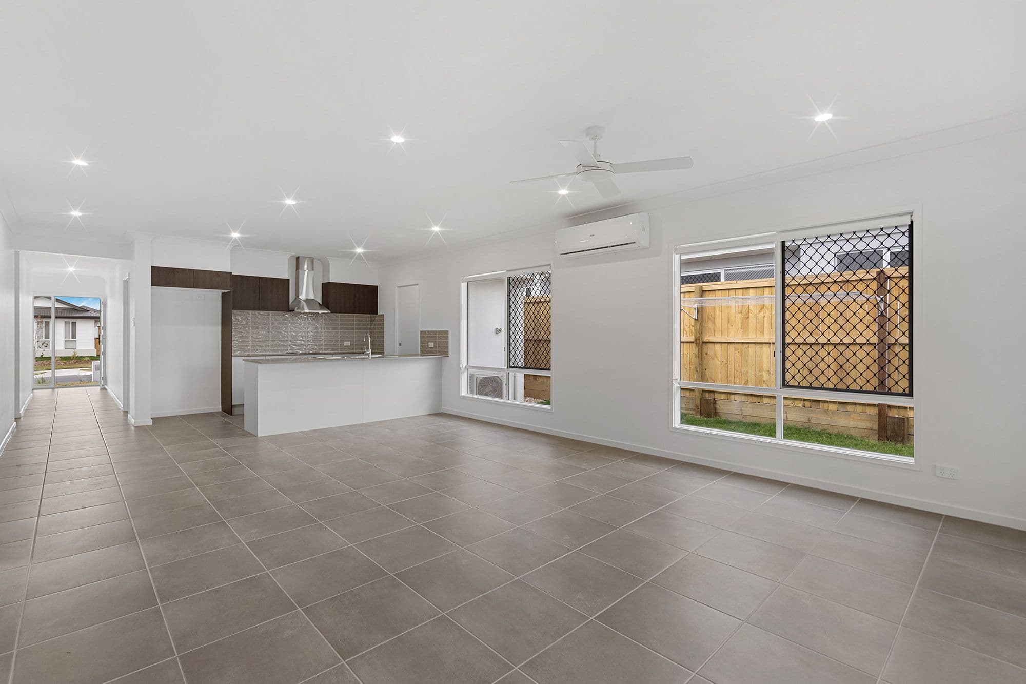 16 Garrick Street, Park Ridge QLD 4125, Park Ridge - Thumbnail 5