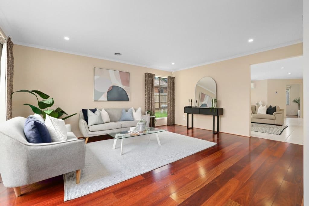 46 Mosman Close, Wantirna South VIC 3152, Wantirna South - Thumbnail 2