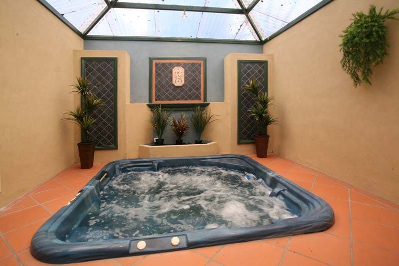 1 Rolls Court, GLEN WAVERLEY VIC 3150, Glen Waverley - Thumbnail 4