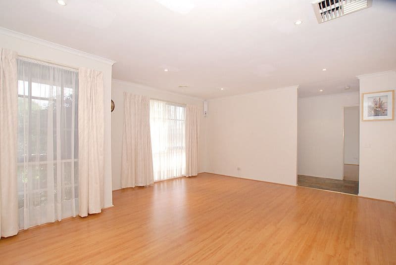 20 Sunnyvale Crescent, KEYSBOROUGH VIC 3173, Keysborough - Thumbnail 2