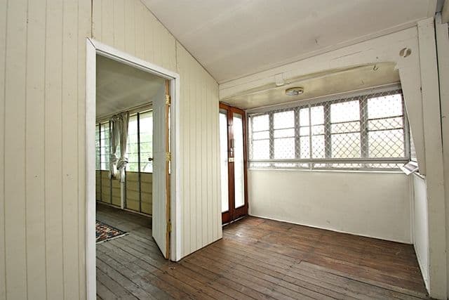 8 Delacy Street, NORTH IPSWICH QLD 4305, North Ipswich - Thumbnail 7