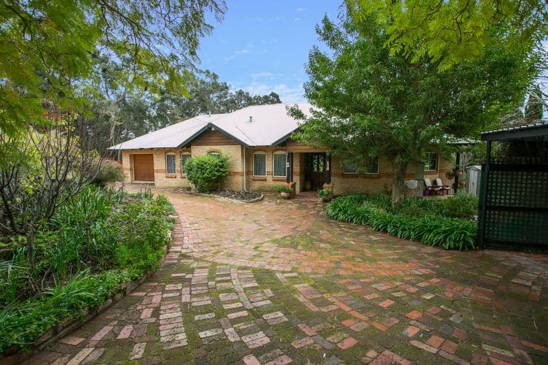 12 Walbeck Road, Kalamunda WA 6076, Kalamunda - Image 1
