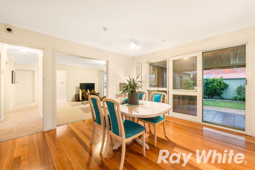 8 Ray Road, Burwood East VIC 3151, Burwood East - Thumbnail 4