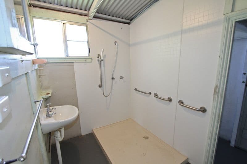 117 Queens Road, HERMIT PARK QLD 4812, Hermit Park - Thumbnail 5