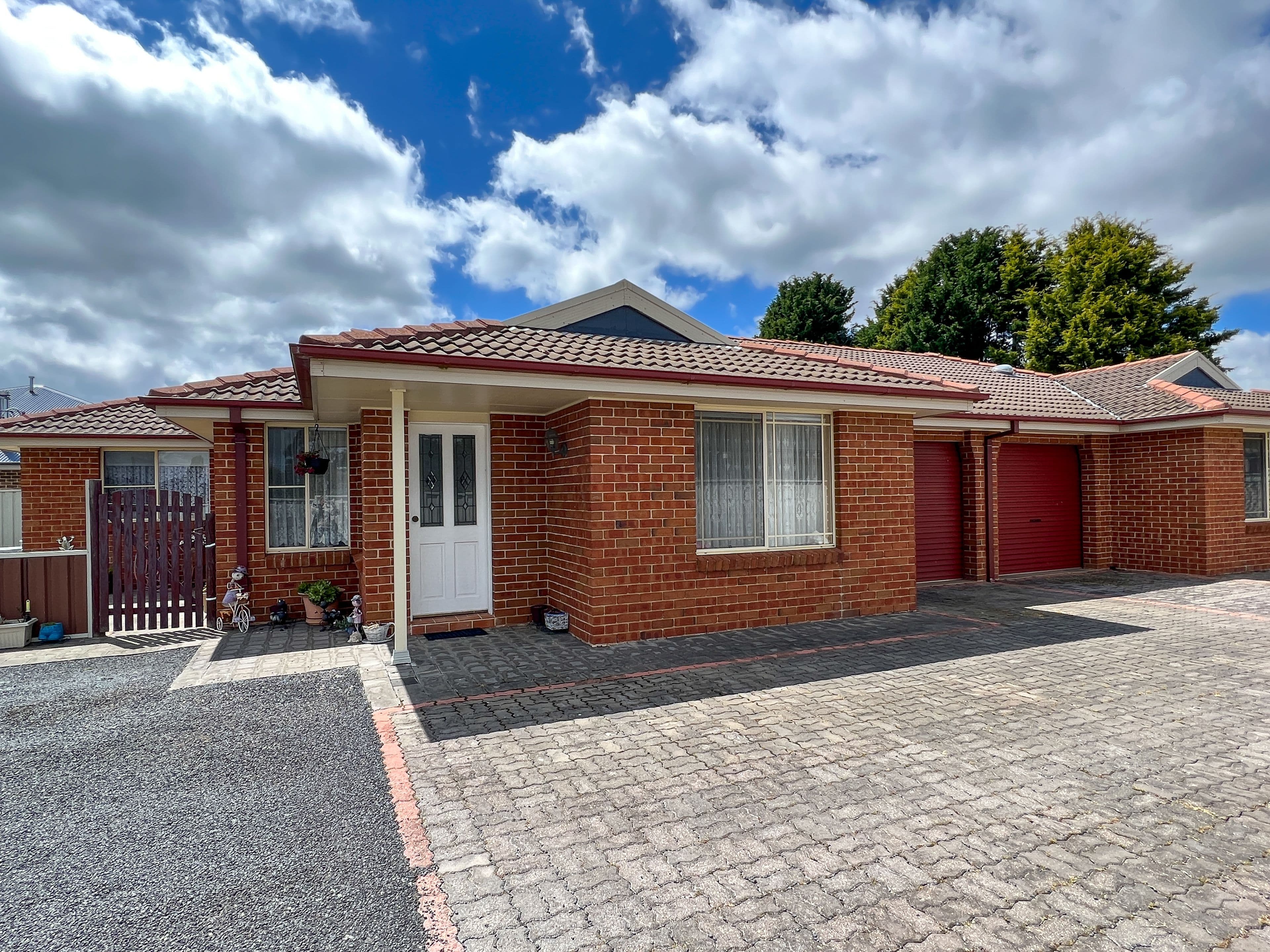 16 Herborn Street, Oberon NSW 2787, Oberon - Image 1