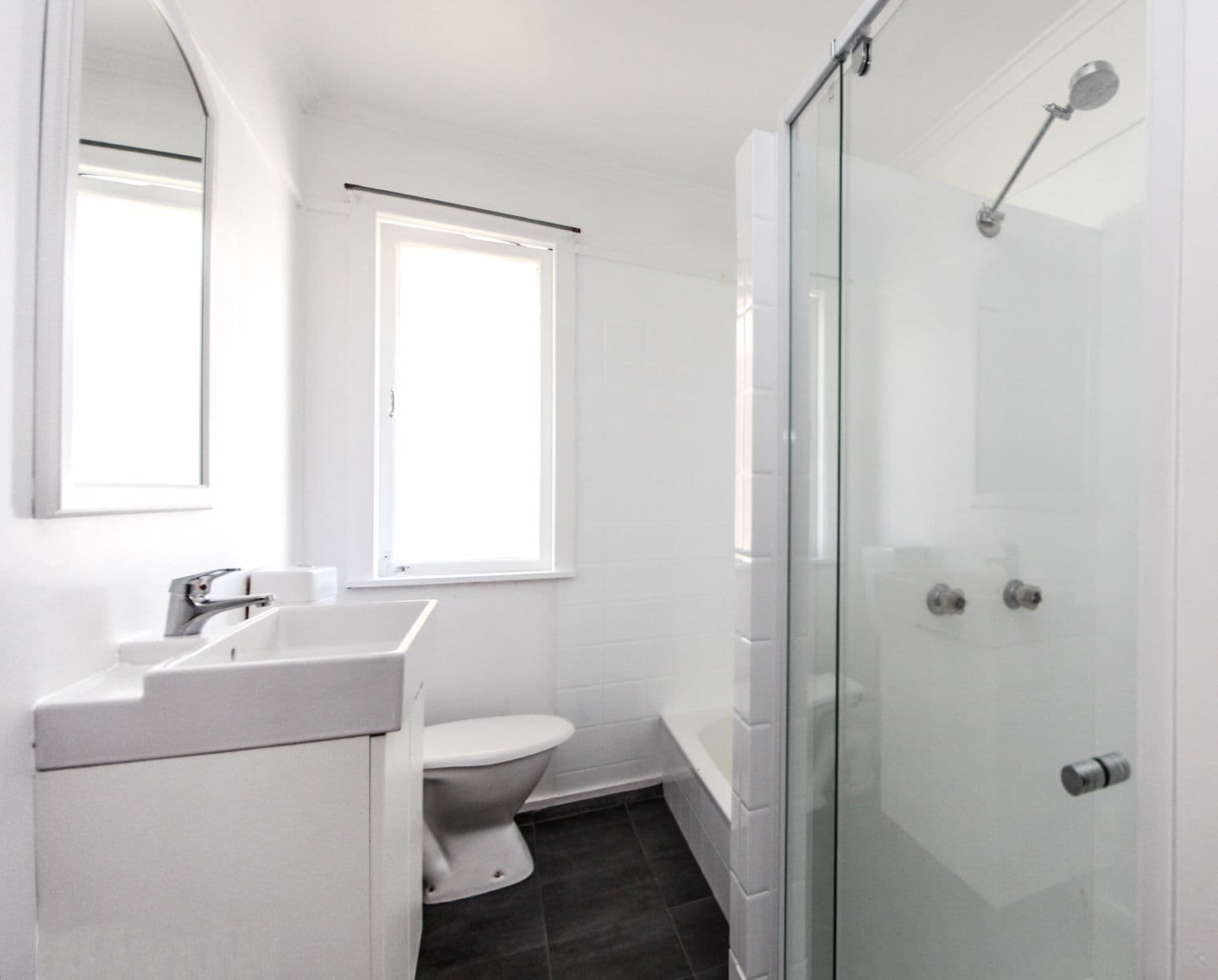 38 Roscommon Road, Boondall QLD 4034, Boondall - Thumbnail 4