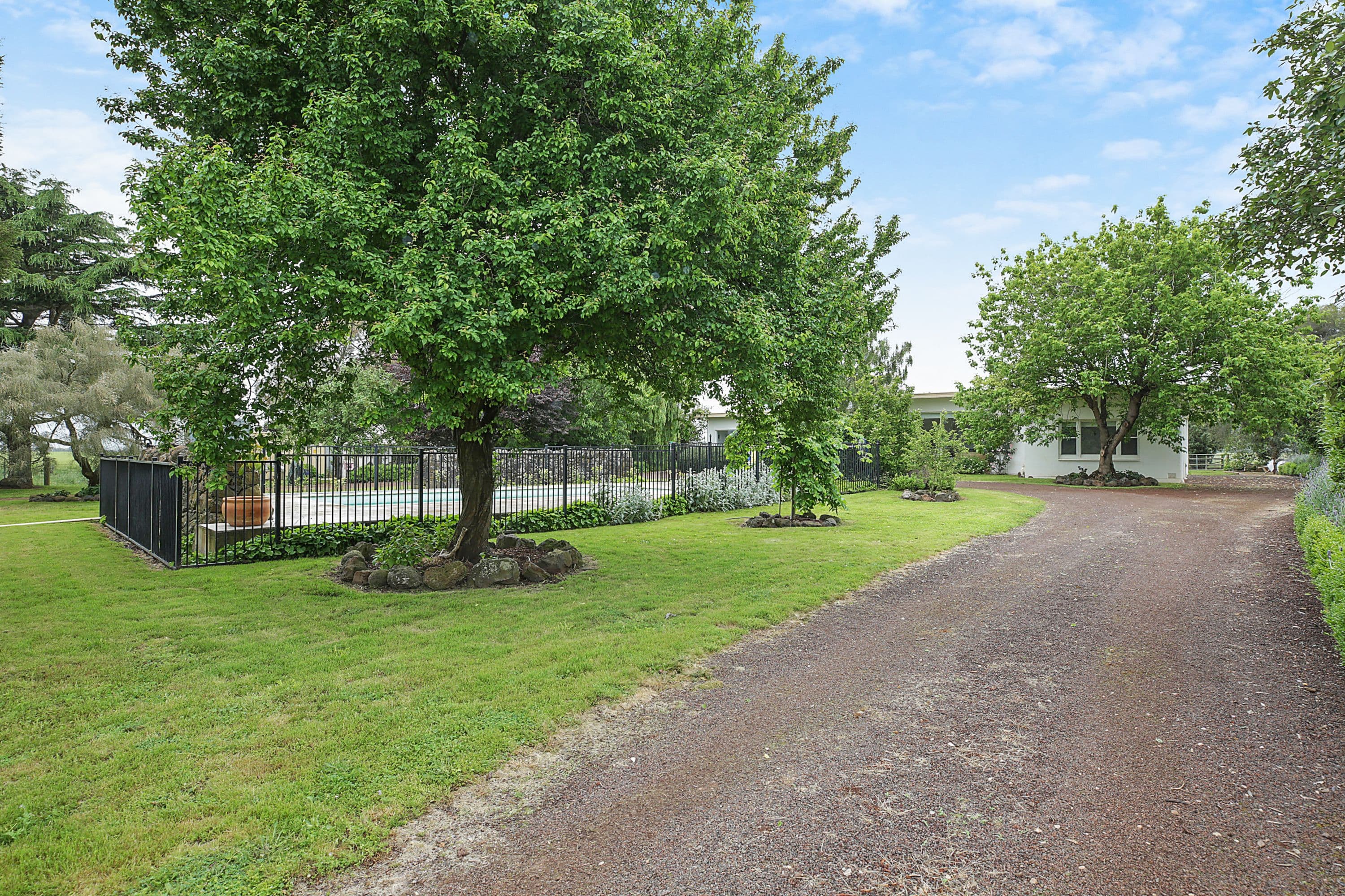 999 Kurweeton Road, Derrinallum VIC 3325, Derrinallum - Thumbnail 2