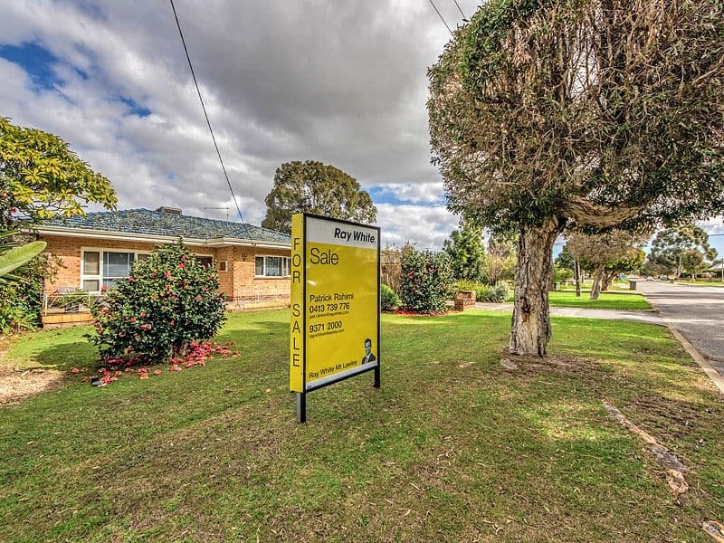 121 Anzac Terrace, Bassendean WA 6054, Bassendean - Image 1