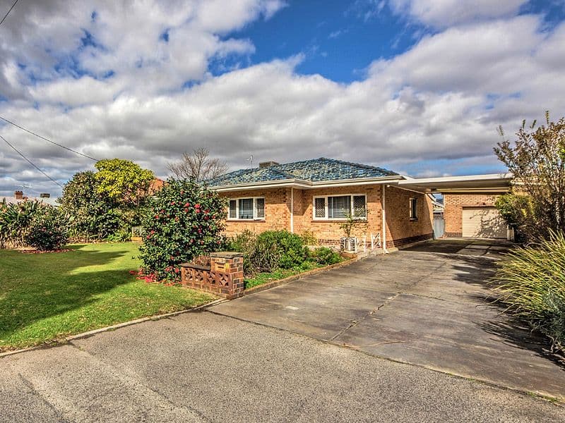 121 Anzac Terrace, Bassendean WA 6054, Bassendean - Thumbnail 2