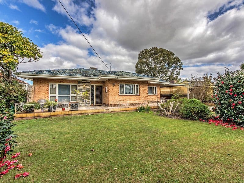 121 Anzac Terrace, Bassendean WA 6054, Bassendean - Thumbnail 3