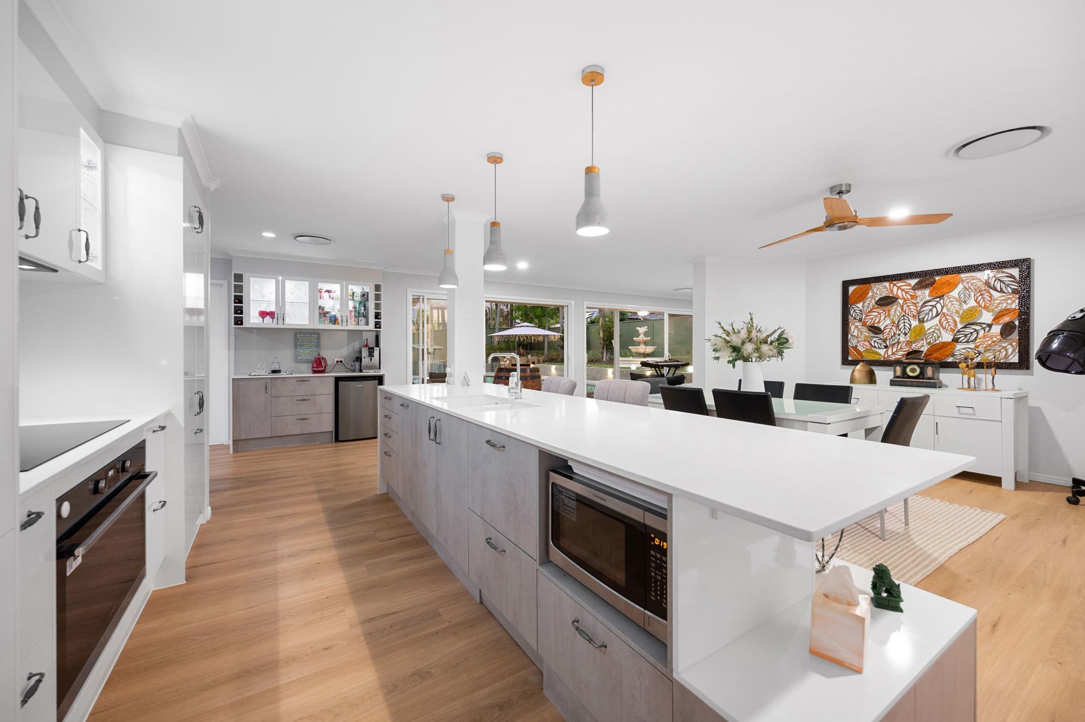 15 Chiffley Place, Arundel QLD 4214, Arundel - Thumbnail 2
