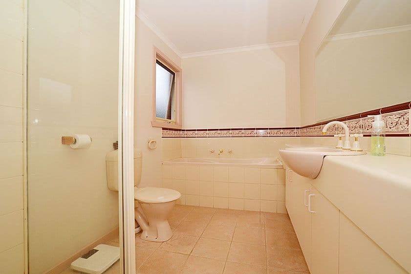 37 Exmouth Road, CRAIGIEBURN VIC 3064, Craigieburn - Thumbnail 8