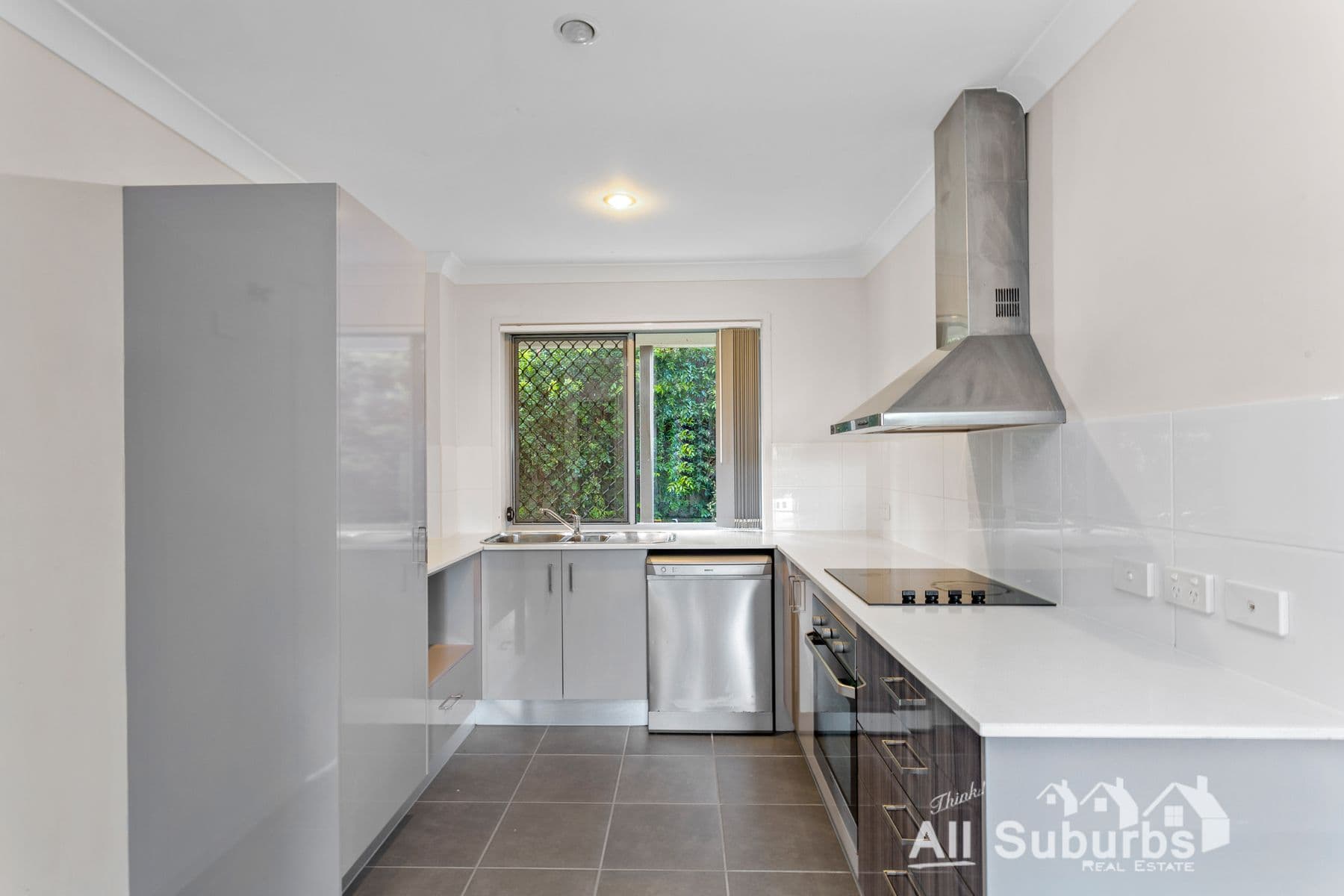 37 Ari Street, Marsden QLD 4132, Marsden - Thumbnail 2