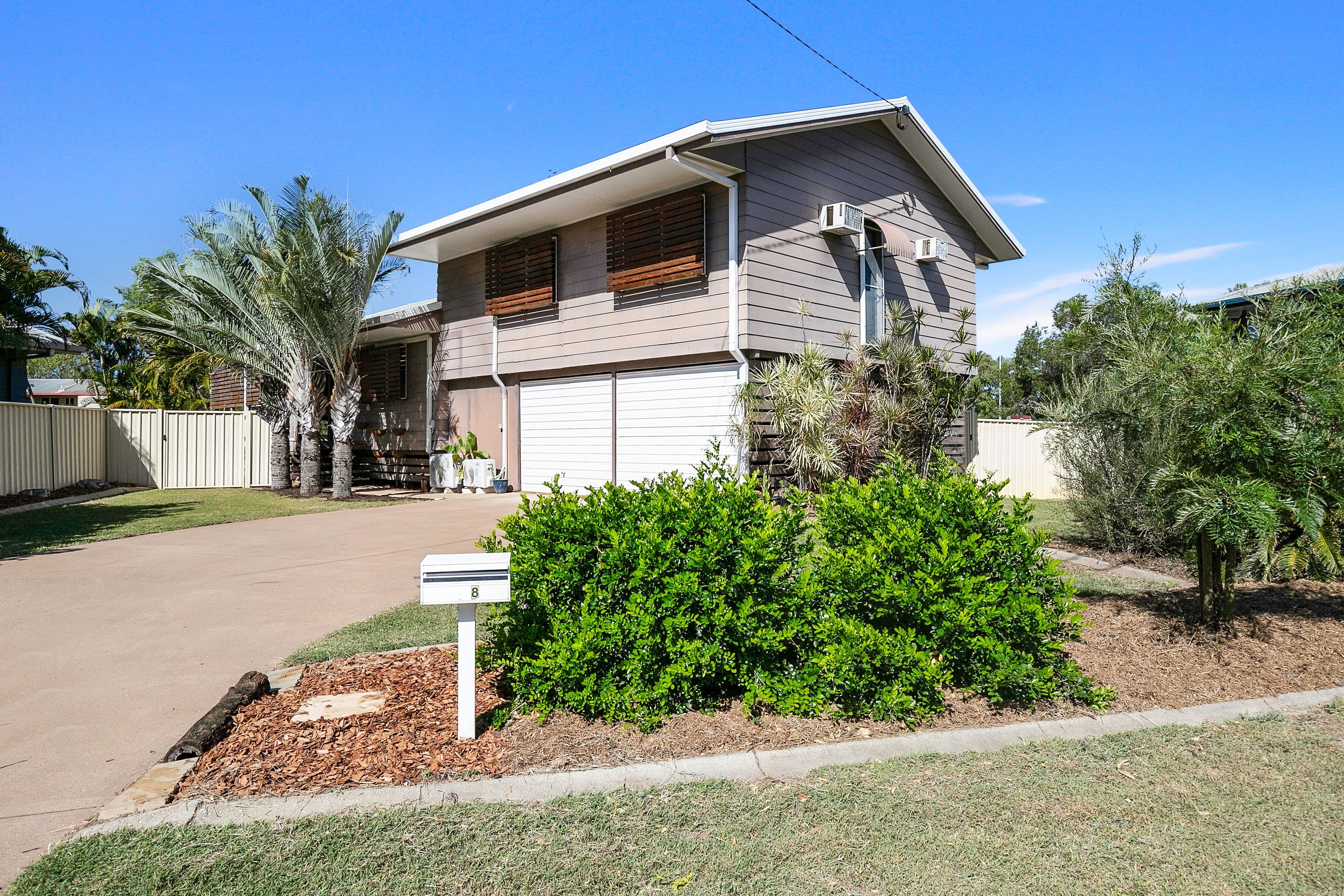 8 Barry Street, Emerald QLD 4720, Emerald - Image 1