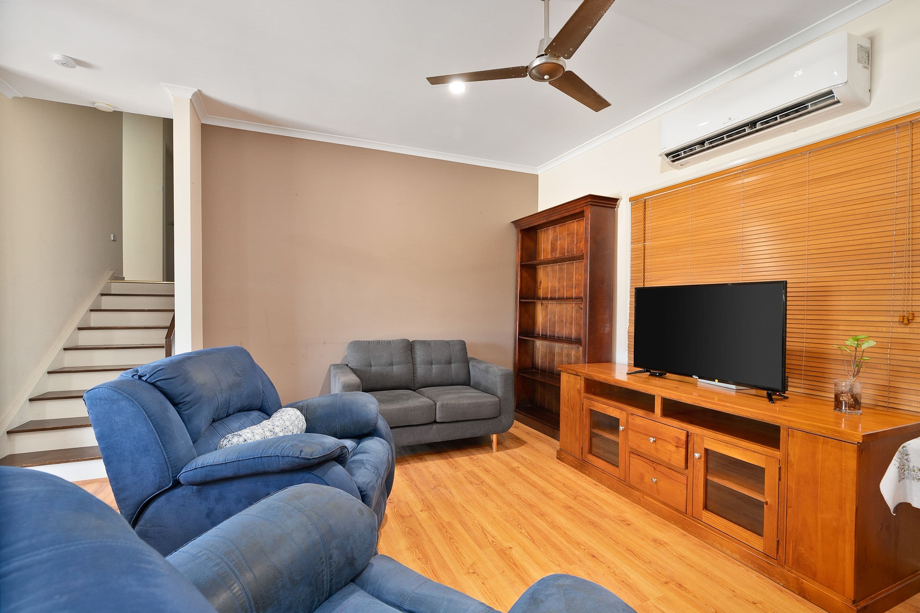 8 Barry Street, Emerald QLD 4720, Emerald - Thumbnail 7