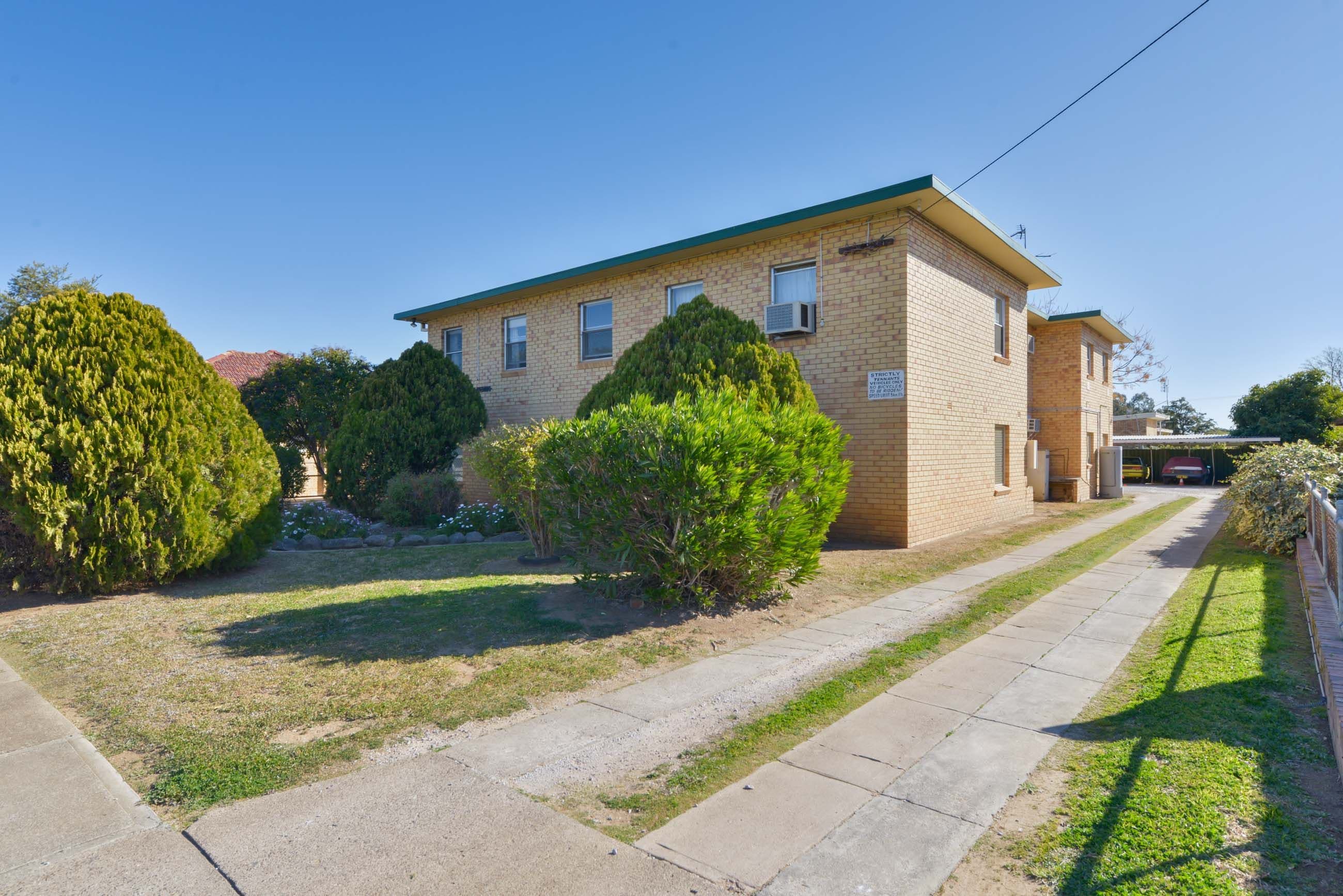 15 Diane Street, Tamworth NSW 2340, South Tamworth - Image 1