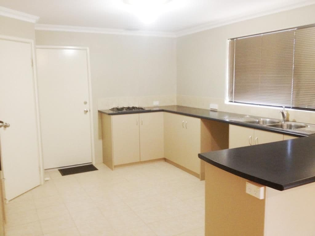 18 Blaxland Road, DALYELLUP WA 6230, Dalyellup - Thumbnail 4