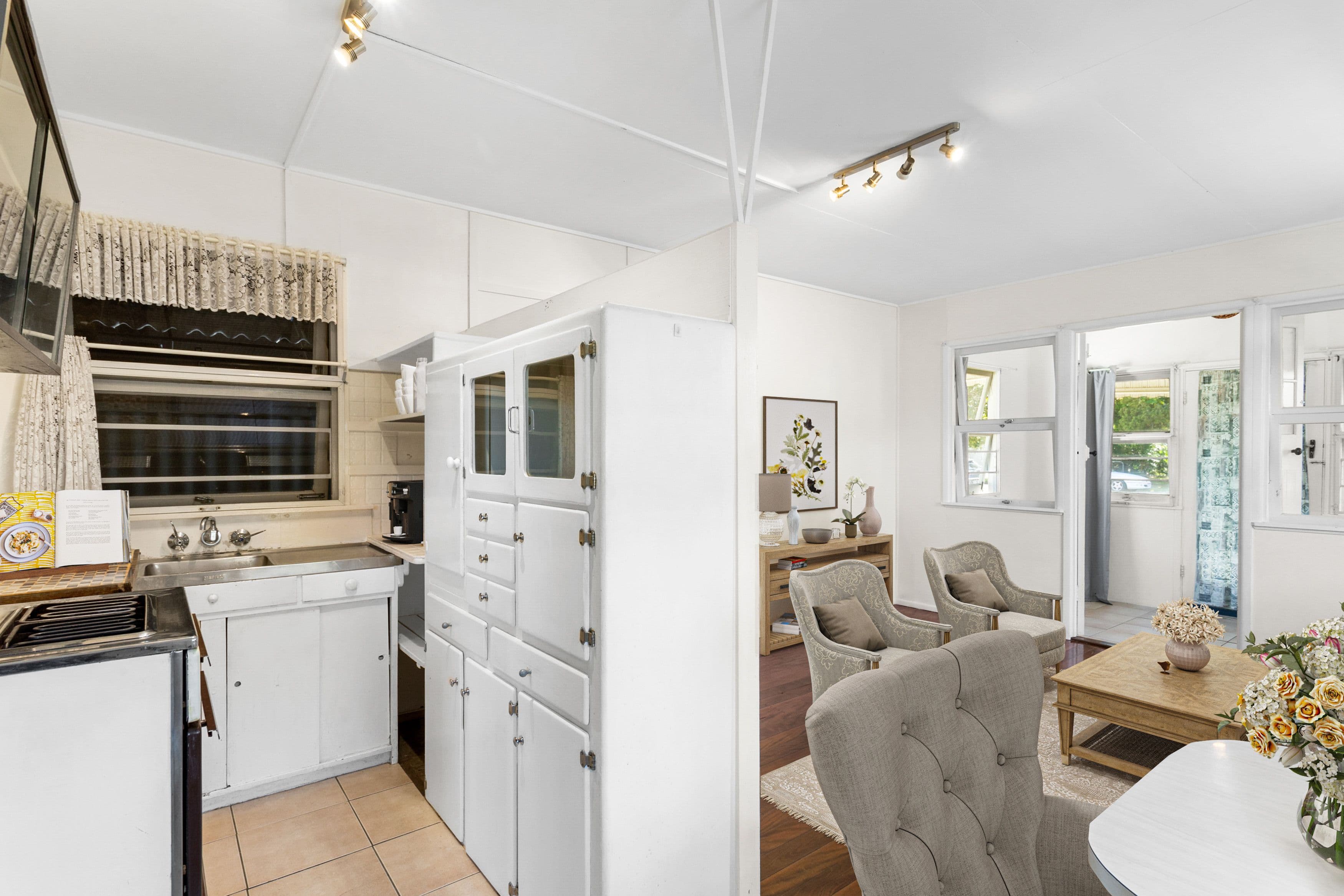 45 Hawthorne Street, Woody Point QLD 4019, Woody Point - Thumbnail 7