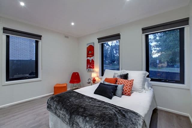 86 Boldrewood Parade, RESERVOIR VIC 3073, Reservoir - Thumbnail 6