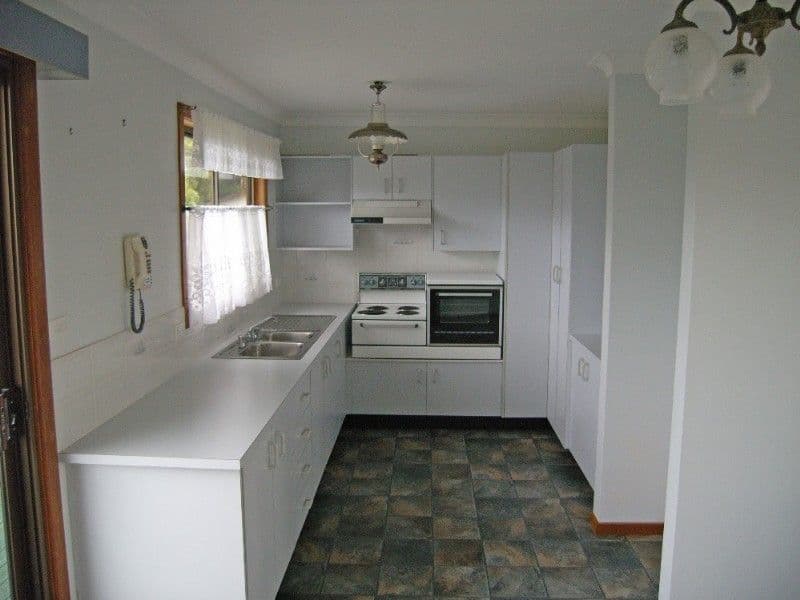 4 Blackbutt Crescent, LAURIETON NSW 2443, Laurieton - Thumbnail 3