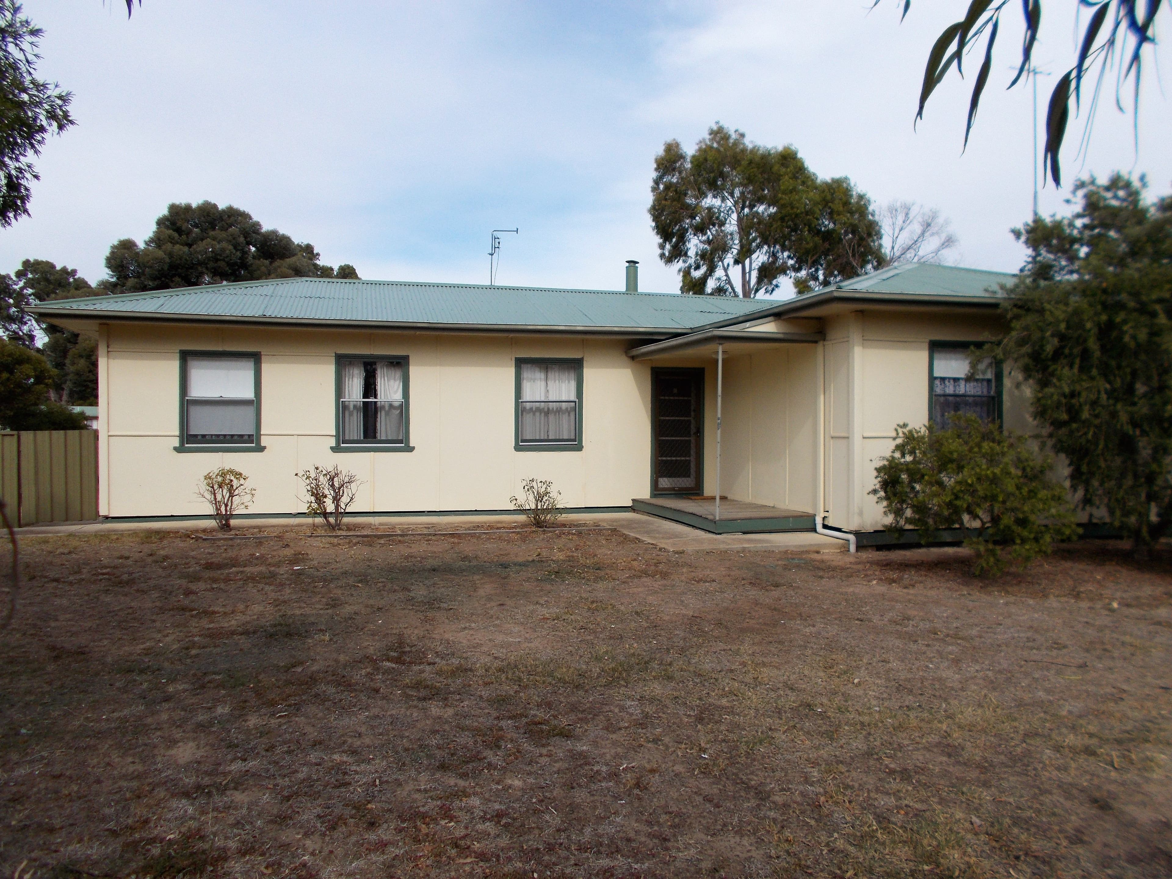 208 Victoria Parade, Bordertown SA 5268, Bordertown - Image 1