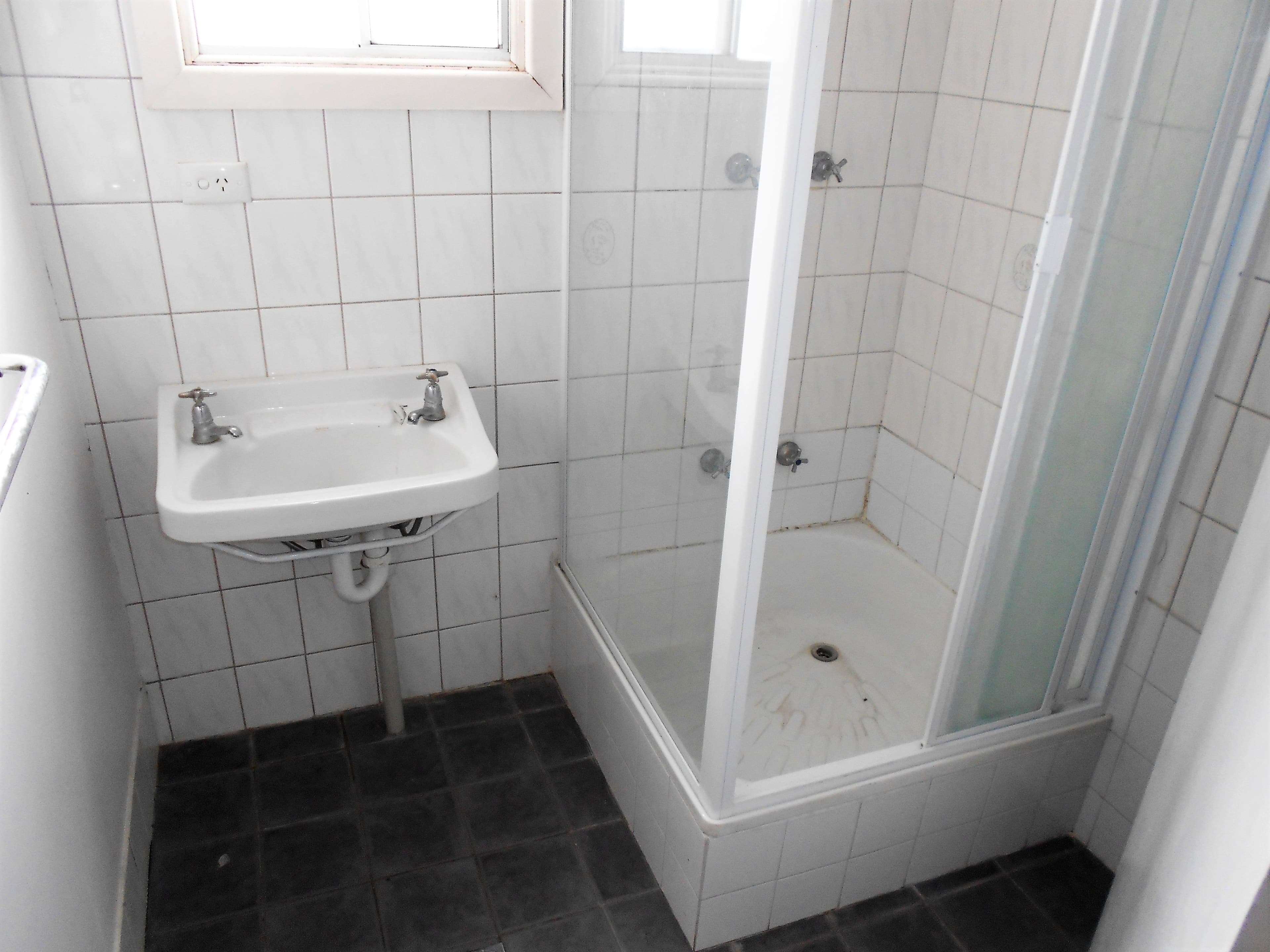 208 Victoria Parade, Bordertown SA 5268, Bordertown - Thumbnail 4