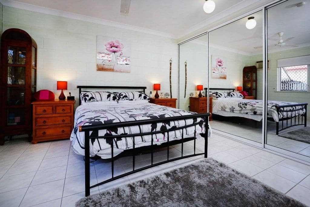 6 Santa Lucia Drive, MOUNT LOUISA QLD 4814, Mount Louisa - Thumbnail 8