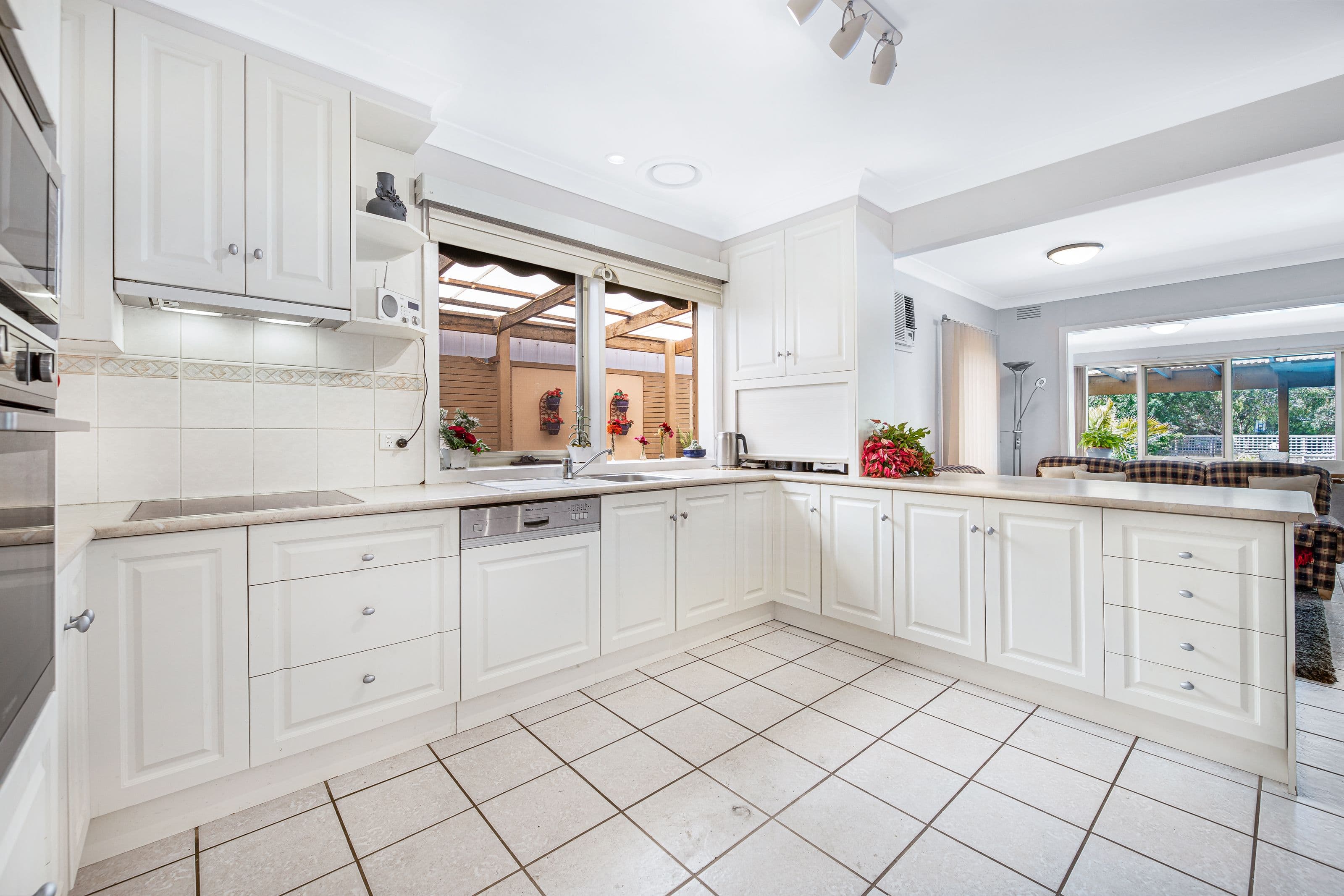 5 Gelea Crescent, Vermont South VIC 3133, Vermont South - Thumbnail 2