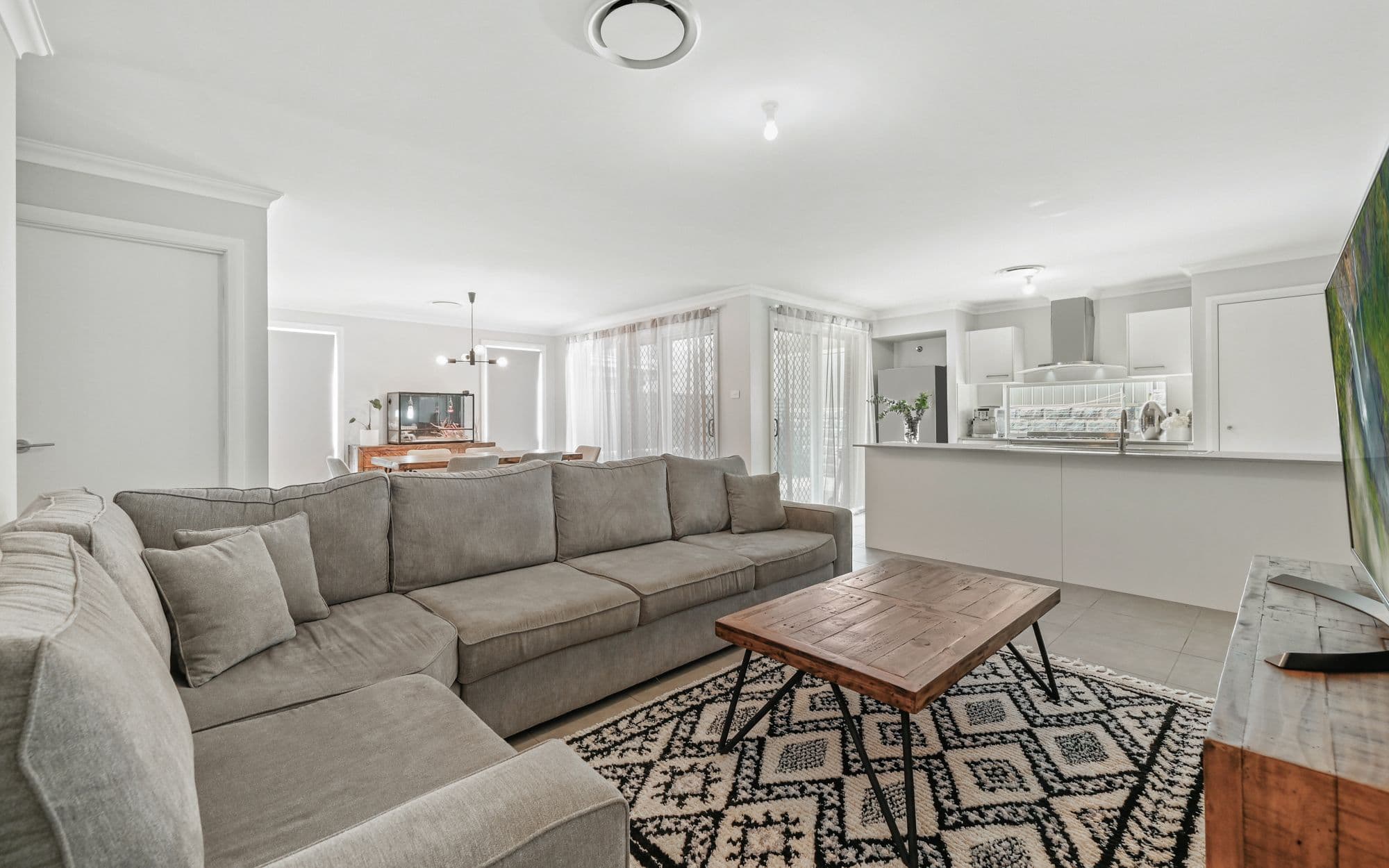 10 Rochester Street, Gregory Hills NSW 2557, Gregory Hills - Thumbnail 5