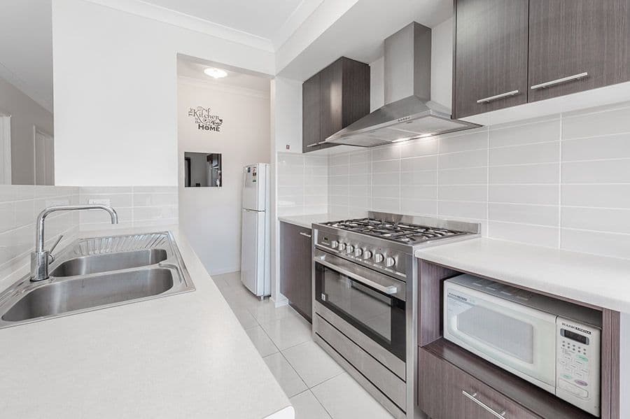 7 Anzacs Way, Craigieburn VIC 3064, Craigieburn - Thumbnail 2