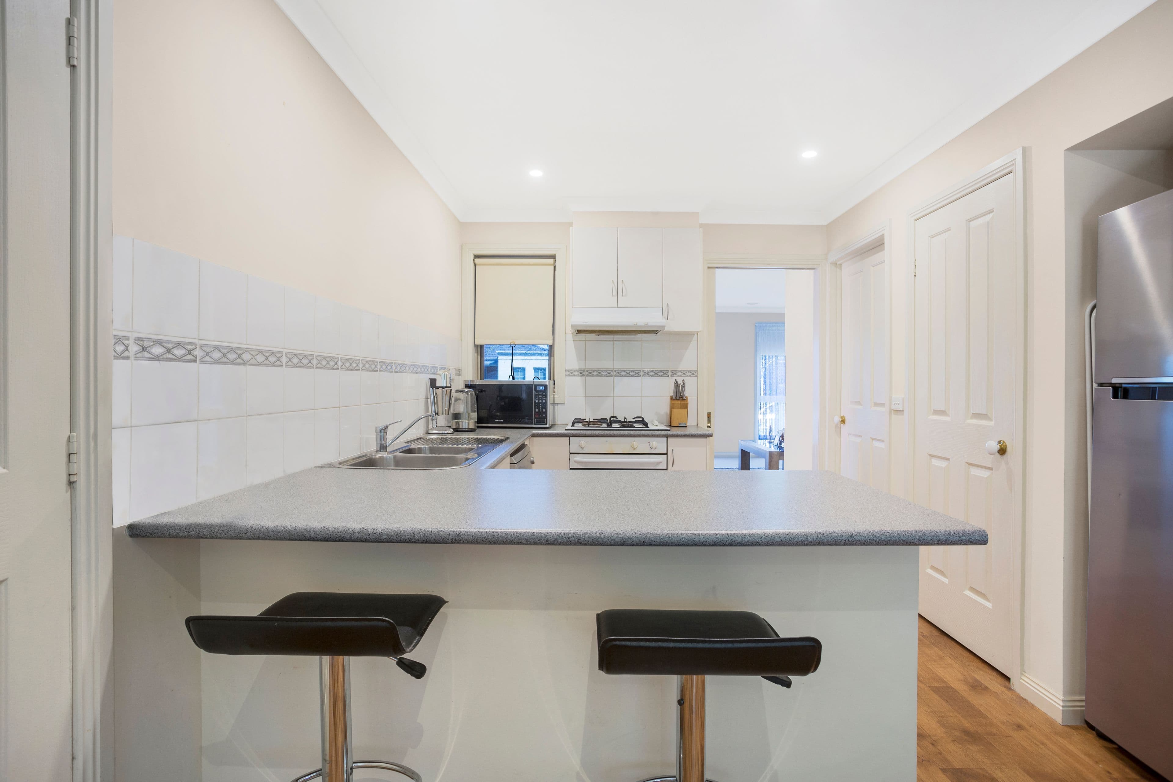 20 Lake Gardens Avenue, Lake Gardens VIC 3355, Lake Gardens - Thumbnail 4